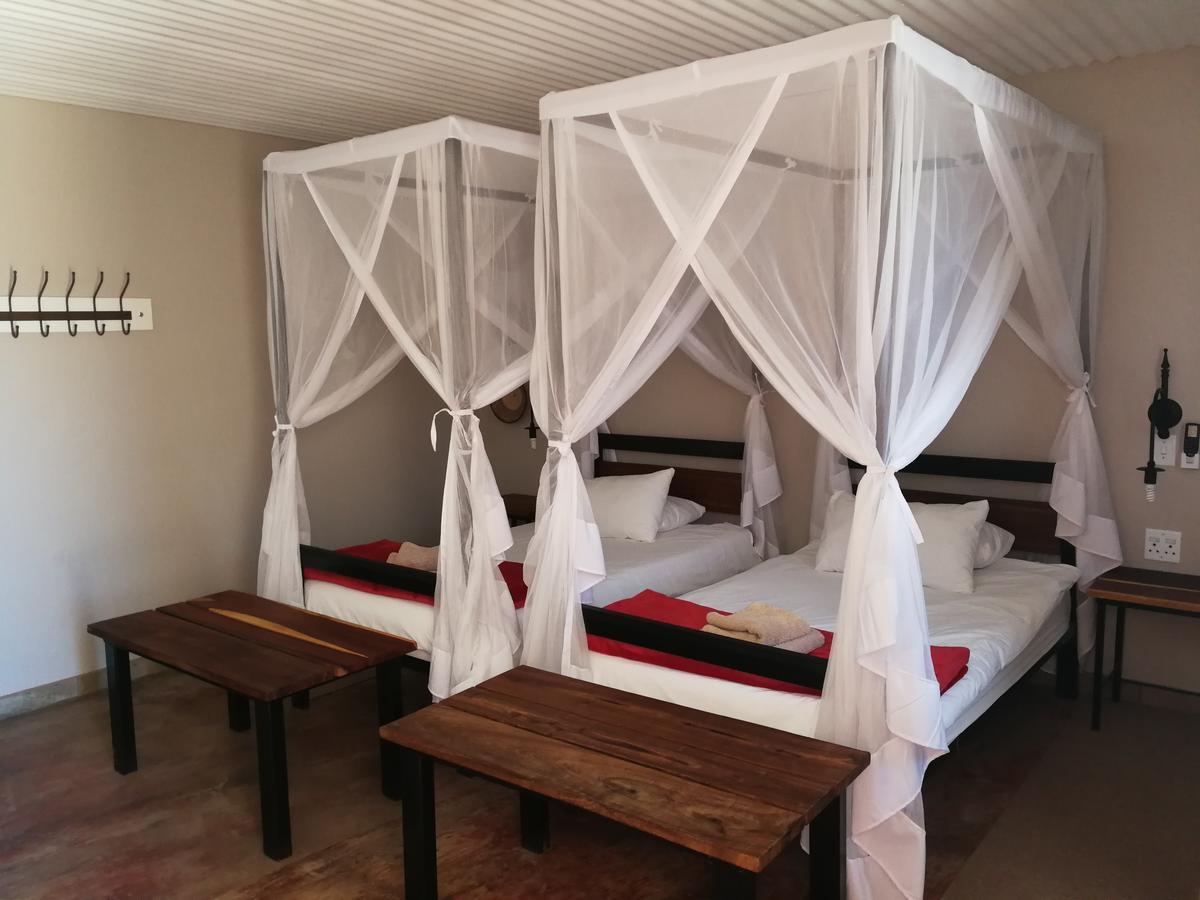 Etotongwe Lodge Оутджо Екстериор снимка