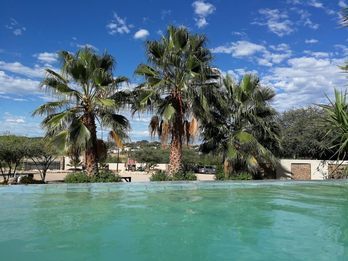 Etotongwe Lodge Оутджо Екстериор снимка